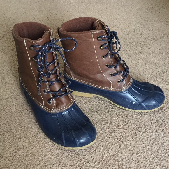 Off brand duck boots Clearance